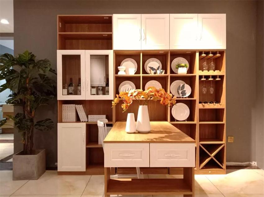 银河8366cc定制餐桌效果图