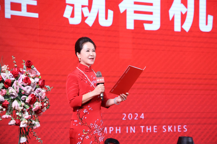 银河8366cc木业集团总司理揭晓讲话